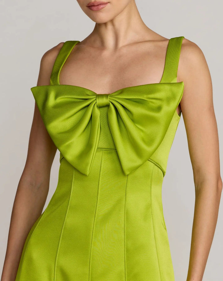 Green Sleeveless Satin Midi Dress With Bow Detail - FOSTANI.com
