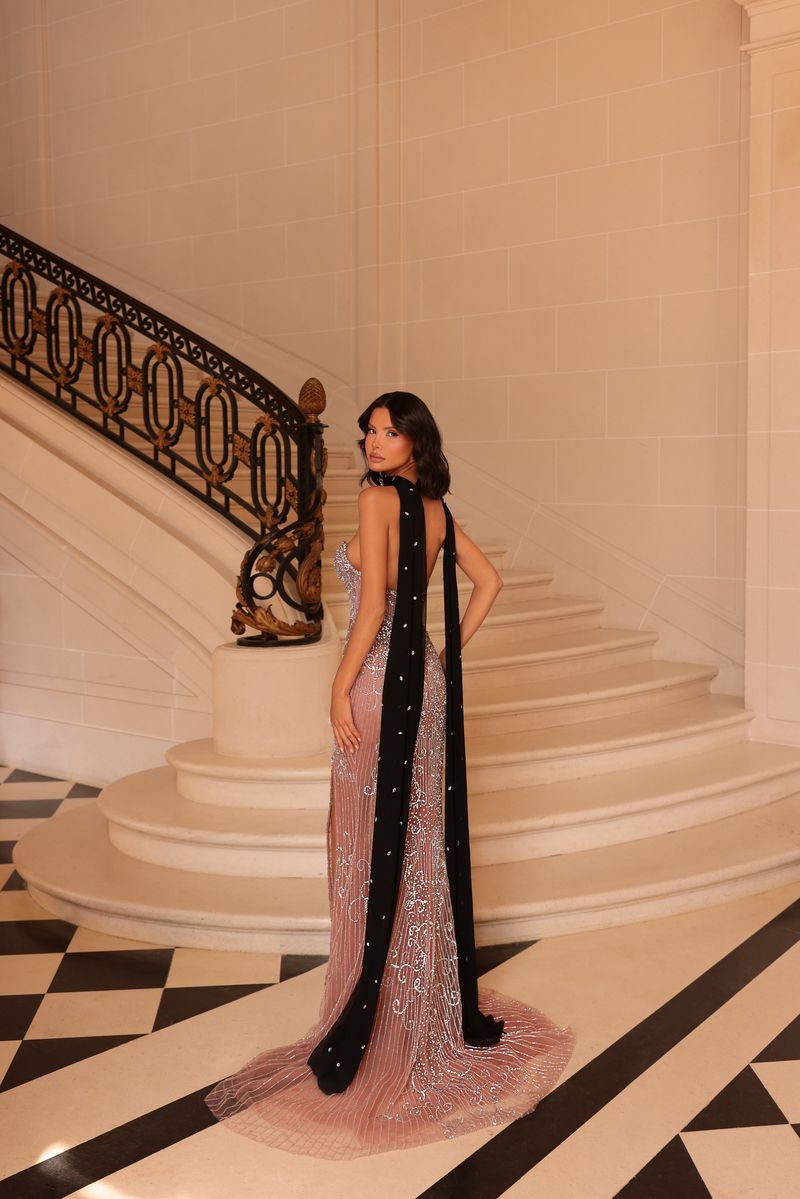 Chic & Holland AR330623 Bow Choker Scarf Slit Beaded Prom 2026 Dress