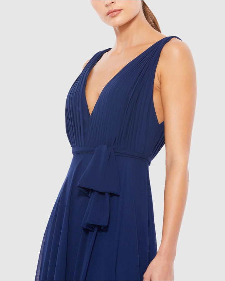 Mac Duggal 55283 Navy Sleeveless V-Neck Chiffon Gown