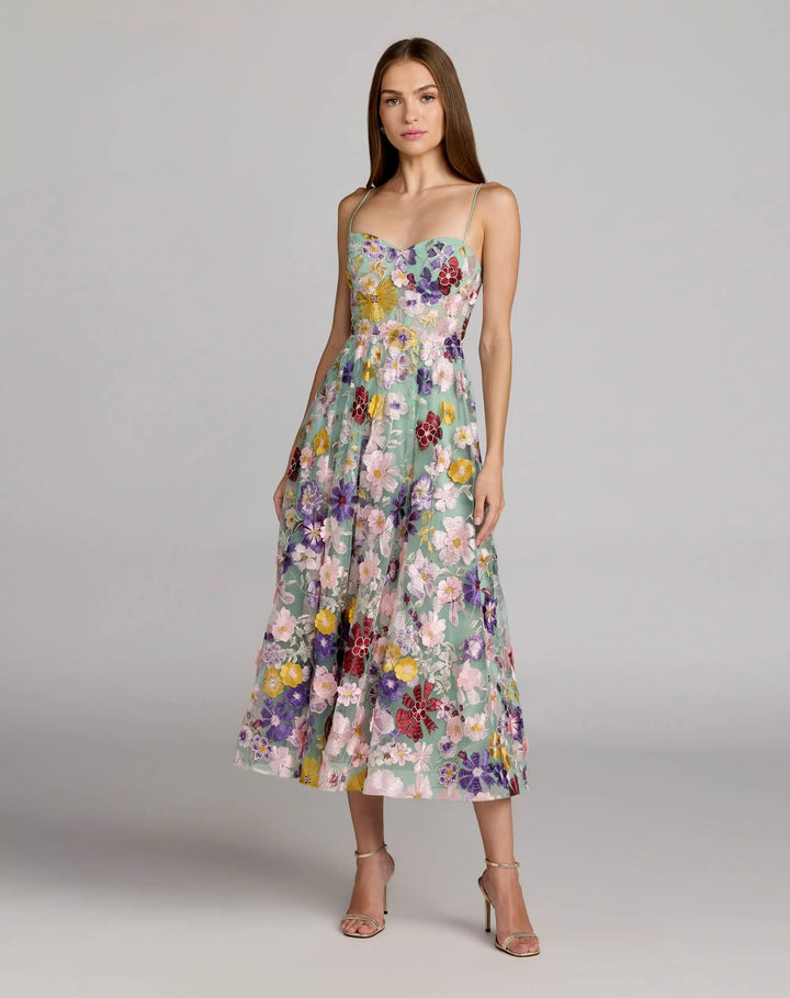 Green Sweetheart Neck Embroidered Midi Dress - FOSTANI.com