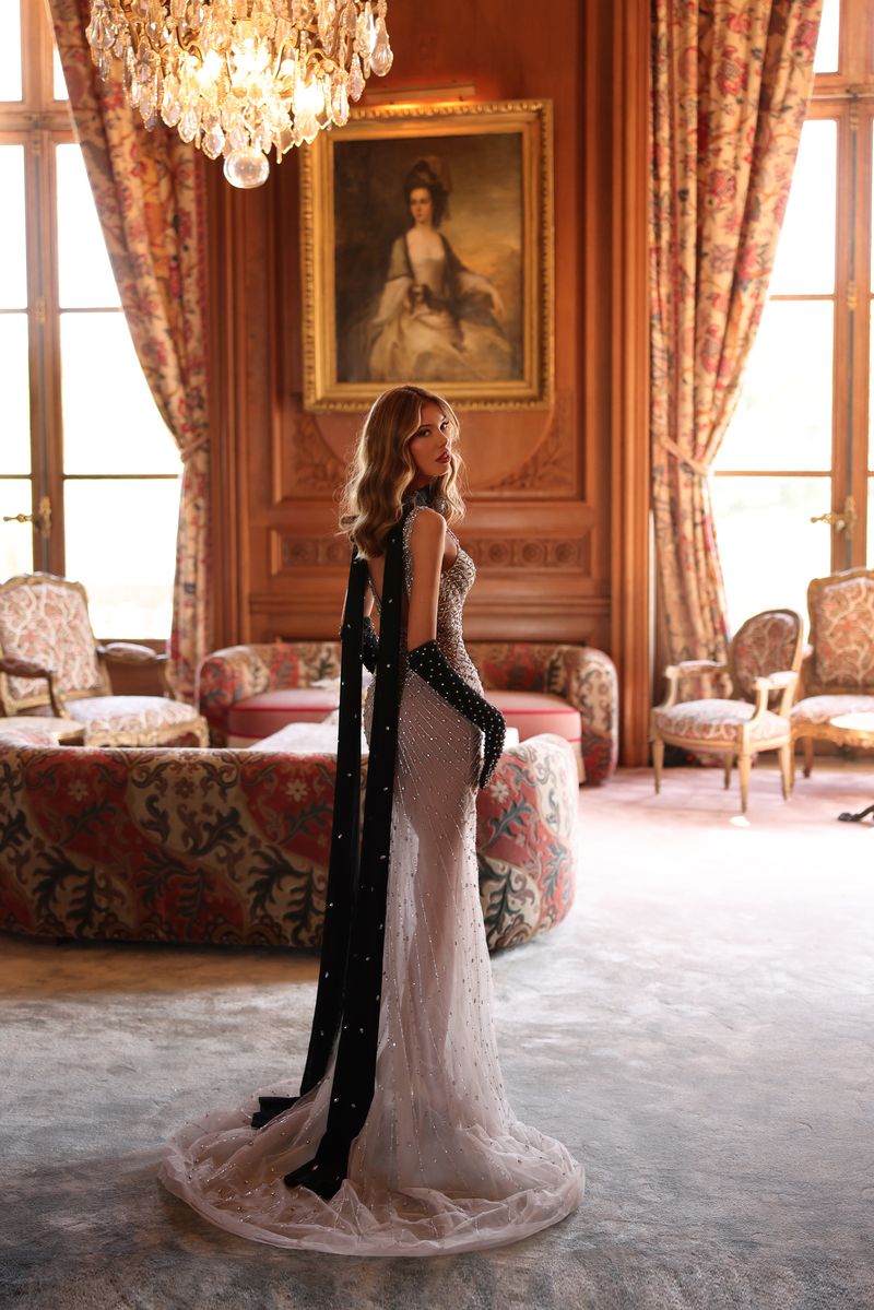 Chic & Holland AR330630 Bow Choker Scarf Opera Gloves Beaded Prom 2026 Dress
